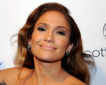Jennifer-Lopez-dressed-1557862.jpg