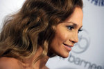 Jennifer-Lopez-dressed-1557857.jpg