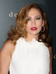 Jennifer-Lopez-dressed-1118384.jpg