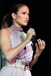 Jennifer-Lopez-dressed-681907.jpg