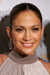 Jennifer-Lopez-dressed-681897.jpg