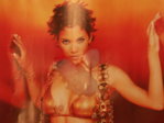 48787_halle_berry_123_31lo.jpg