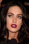 29115_megan_fox_at_comic_con_2009_012_123_434lo.jpg