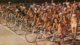 naked-women-on-bikes-640x360.jpg