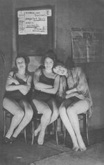 1665020542_34-huivpizde-com-p-iz-arkhiva-raritetnie-porno-krimskie-obshc-38.jpg