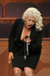 christina_aguilera_menstruating_etta_james_memorial_0130.jpg